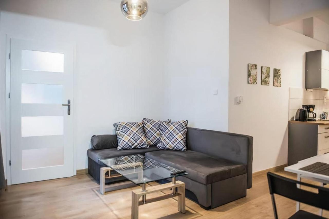 Blue Geranium With Private Backyard Apartment Thessaloníki Luaran gambar